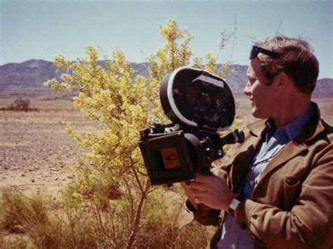 Nicolas Roeg's Walkabout - A Surreal Journey into the Outback and the Human Condition!